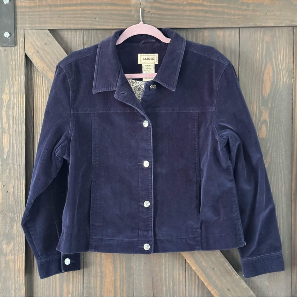 L.L. Bean Women's Deep Blue Corduroy Button Up Jacket Size Petite Medium